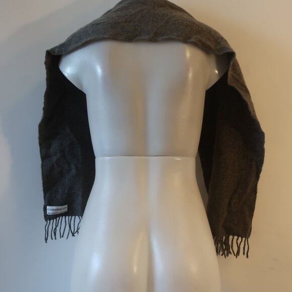 Mens Peterborough Bloomingdale's Men's Store Gray Fringed Scarf OS - Picture 5 of 7